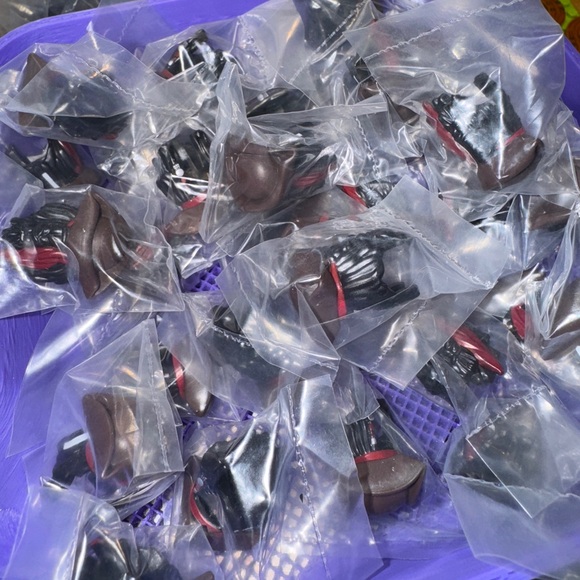 (20) New LEGO Jack Sparrow POTC Minifigure Heads & Hair/Hat Headpiece Sealed LOT - Picture 2 of 2